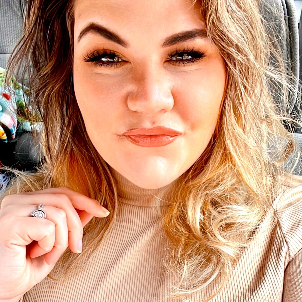 Meet your Posher, Johnna